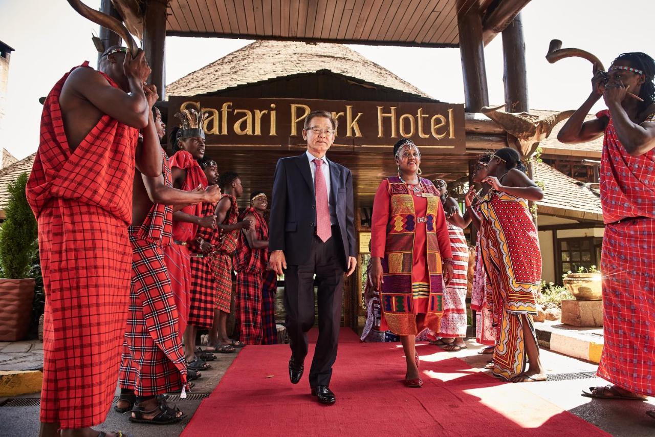 Safari Park Hotel Nairobi Bagian luar foto