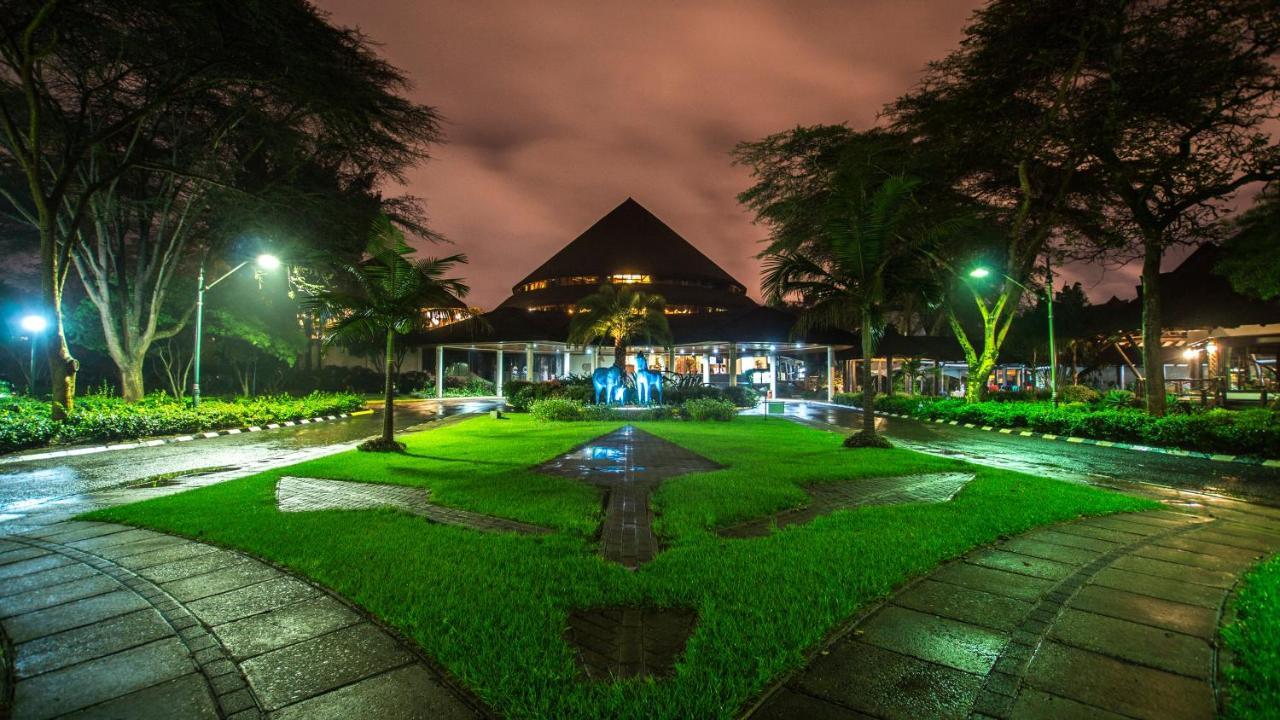 Safari Park Hotel Nairobi Bagian luar foto