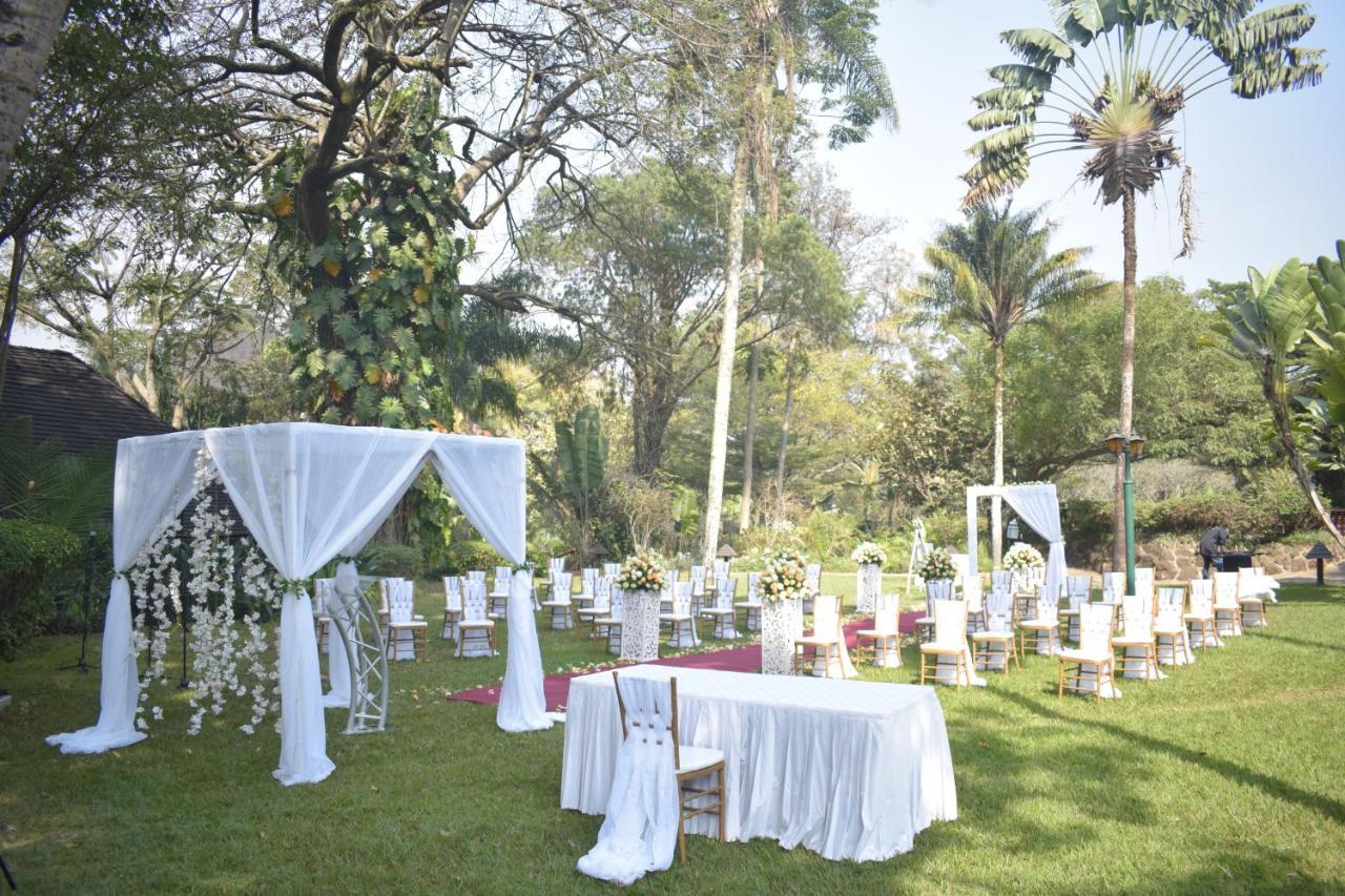 Safari Park Hotel Nairobi Bagian luar foto